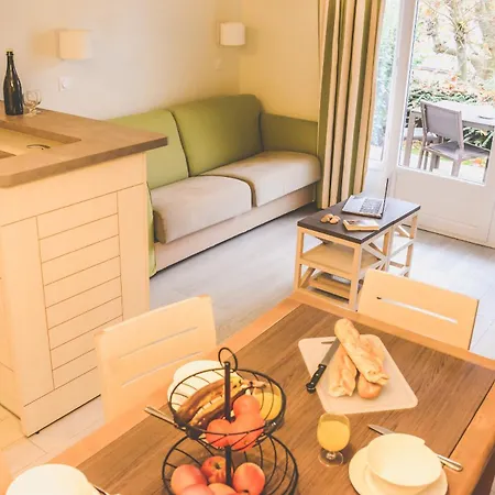 Aparthotel Goelia La Pommeraie Branville